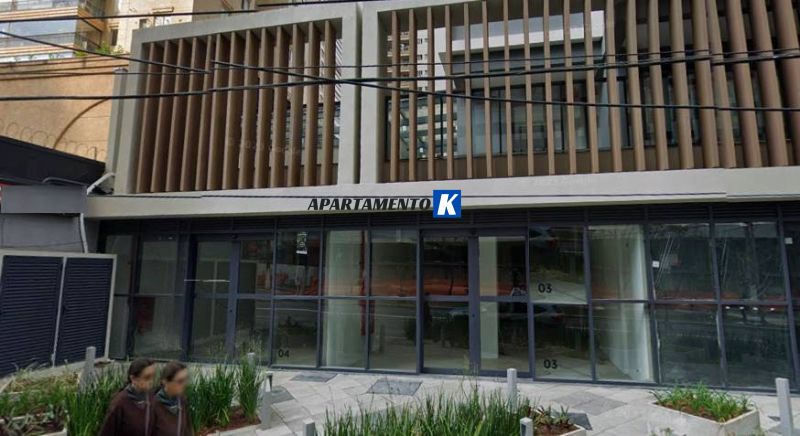 Loja Comercial p/ VENDA - R$ 9.900 o m² - 115m² - OPORTUNIDADE - Na Avenida Santo Amaro - à 150m da Estação Metrô Brooklin - SP