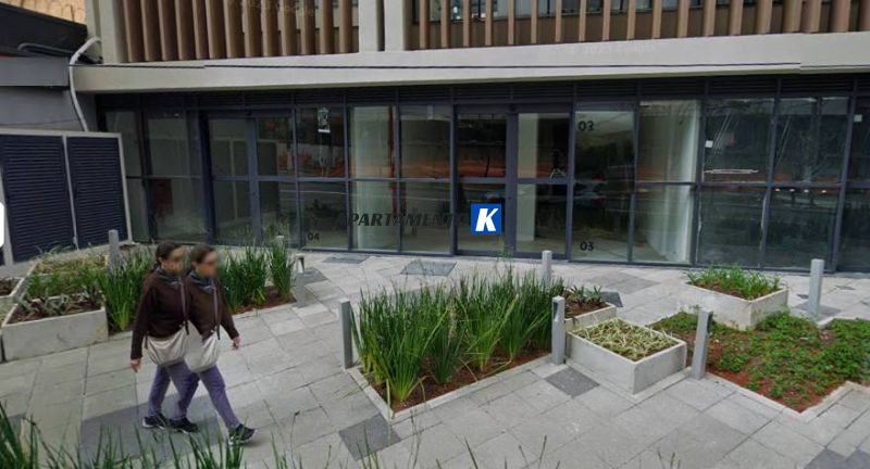 Lojas Comerciais p/ VENDA - R$ 9.900 o m² - 216m² - OPORTUNIDADE - Na Avenida Santo Amaro - à 150m da Estação Metrô Brooklin - SP